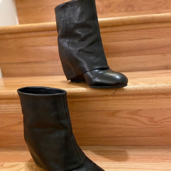 French Connection Wedge boot/bootie - Picture 7 of 7